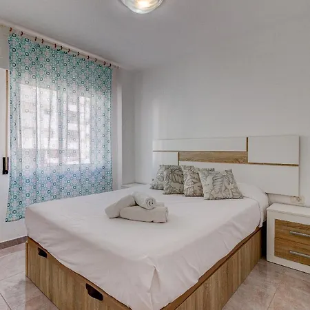 Axe Acoro Palmeras Del Sur By Paramount Holidays * Costa Adeje (Tenerife)